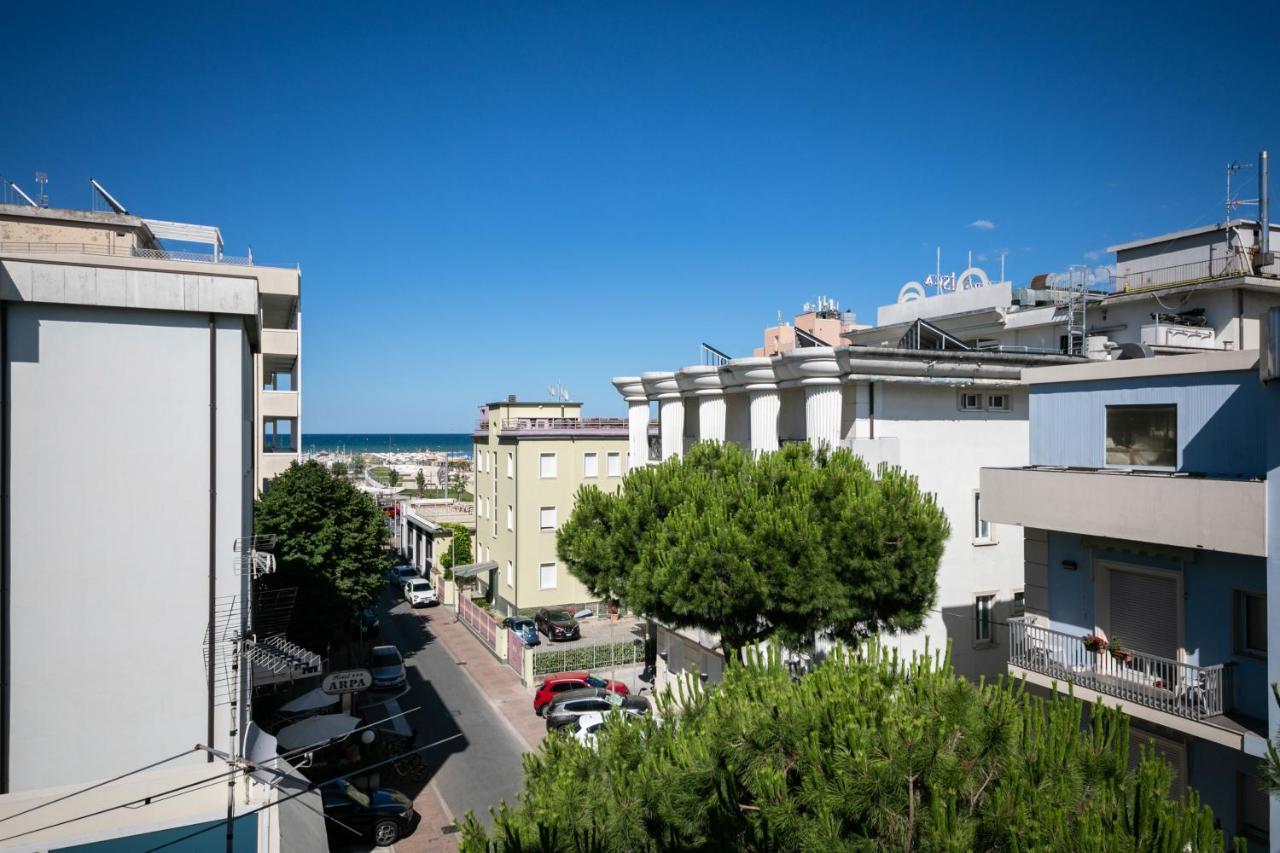 Hotel Sorriso Ρίμινι Εξωτερικό φωτογραφία