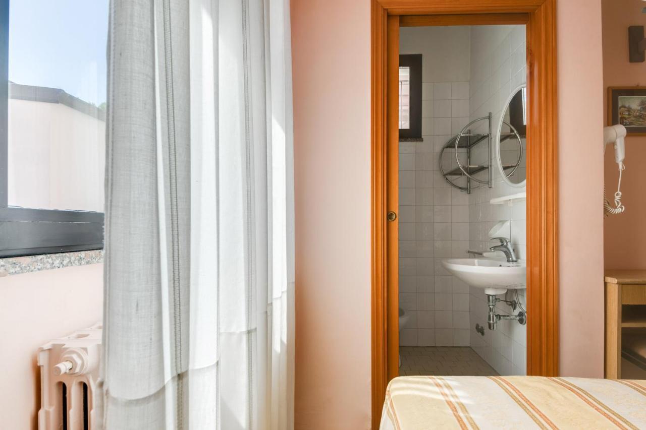 Hotel Sorriso Ρίμινι Εξωτερικό φωτογραφία