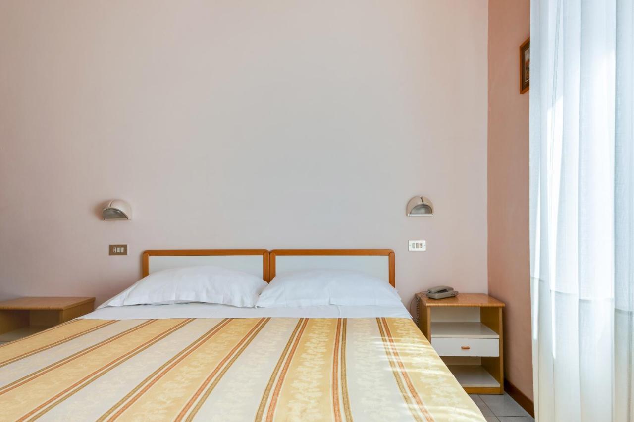 Hotel Sorriso Ρίμινι Εξωτερικό φωτογραφία