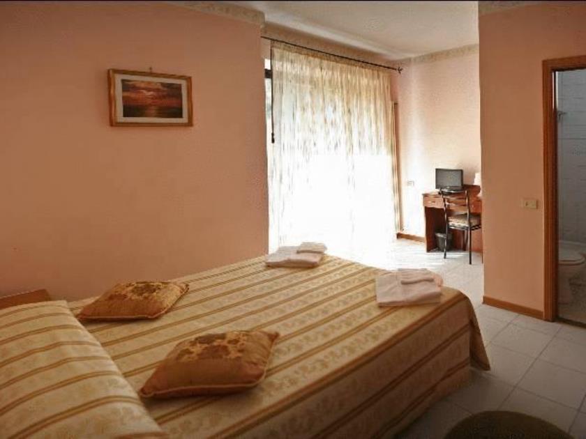 Hotel Sorriso Ρίμινι Εξωτερικό φωτογραφία